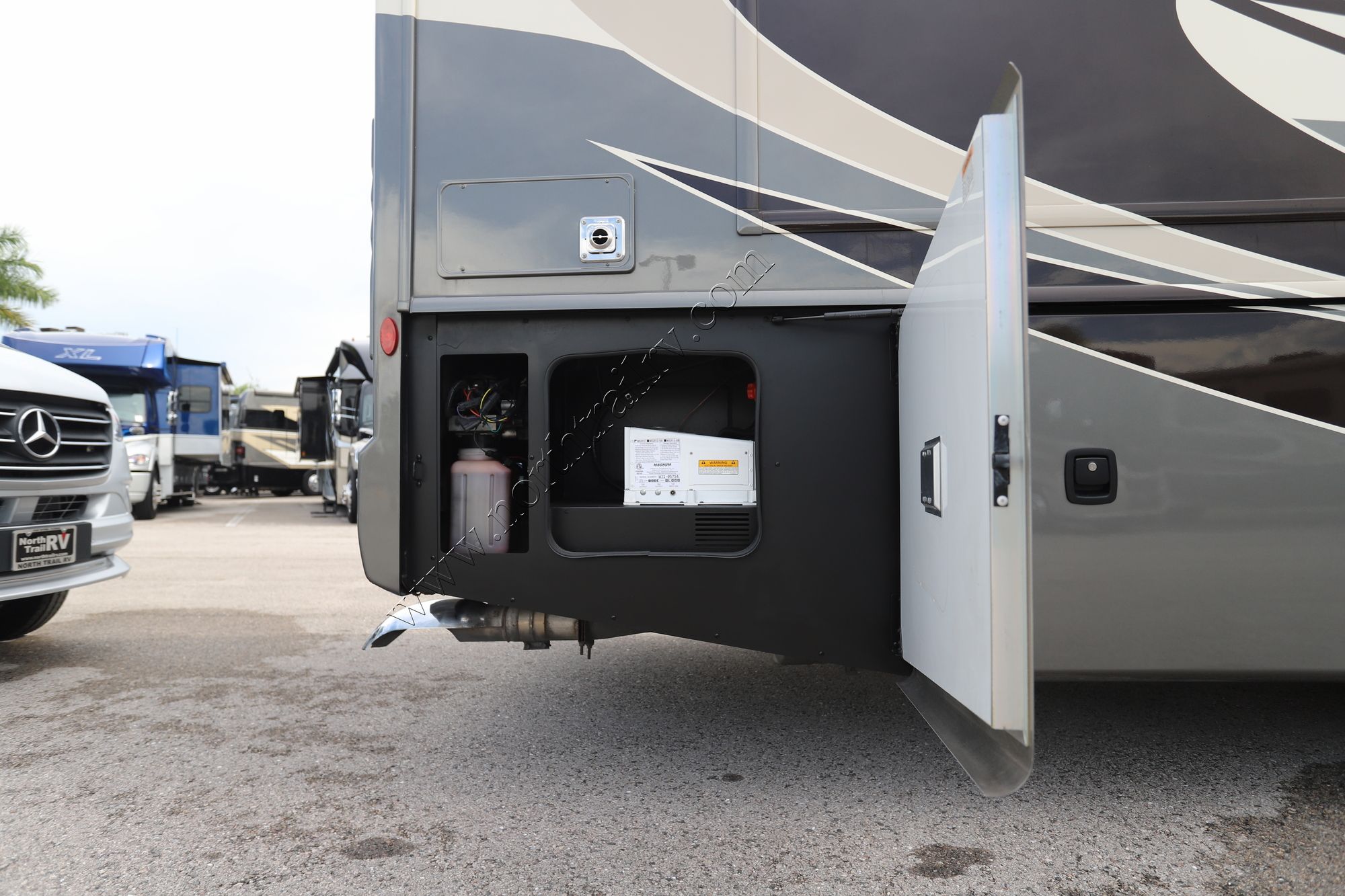 Used 2019 Fleetwood Pace Arrow Lxe 37R Class A  For Sale