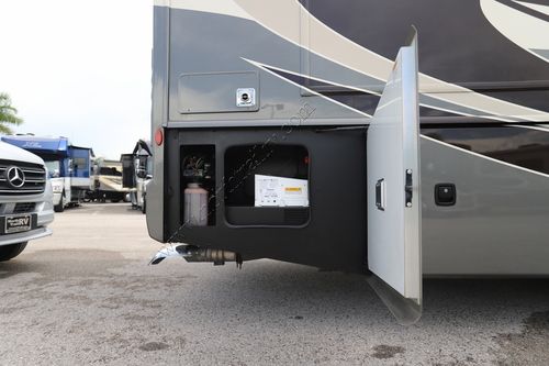 2019 Fleetwood Pace Arrow Lxe 37R