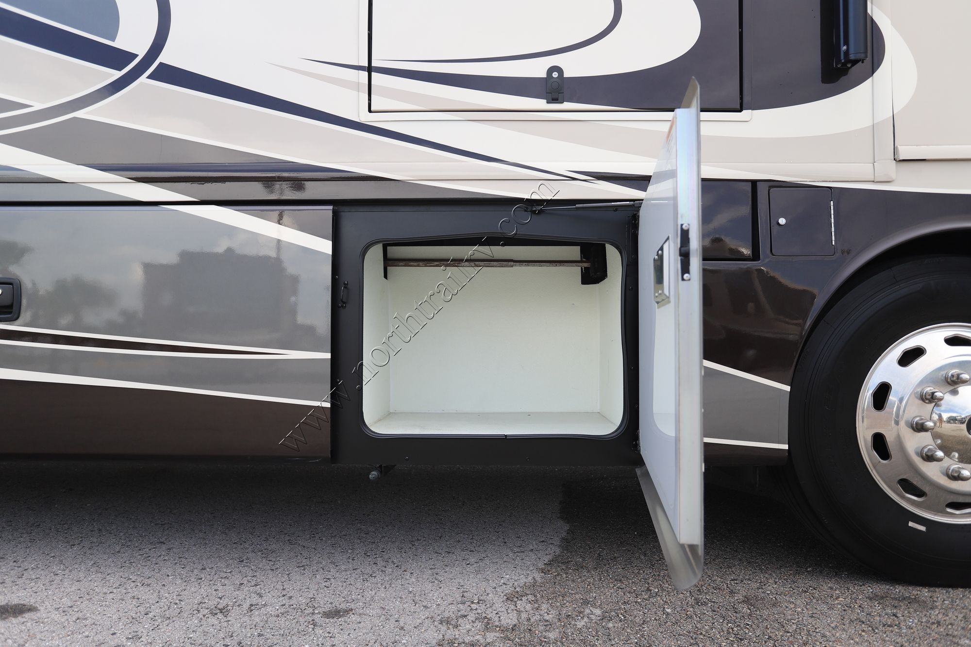 Used 2019 Fleetwood Pace Arrow Lxe 37R Class A  For Sale