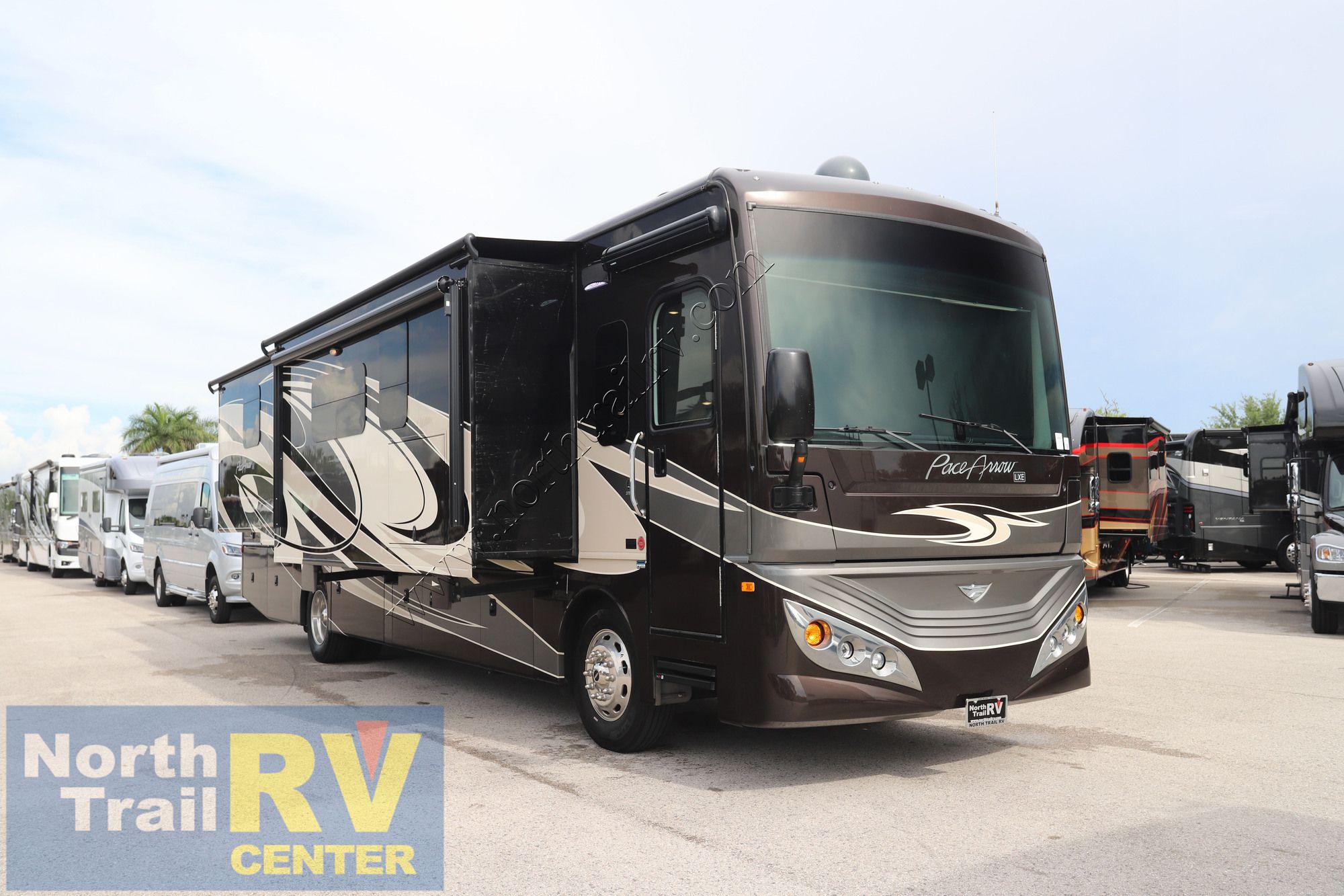 Used 2019 Fleetwood Pace Arrow Lxe 37R Class A  For Sale