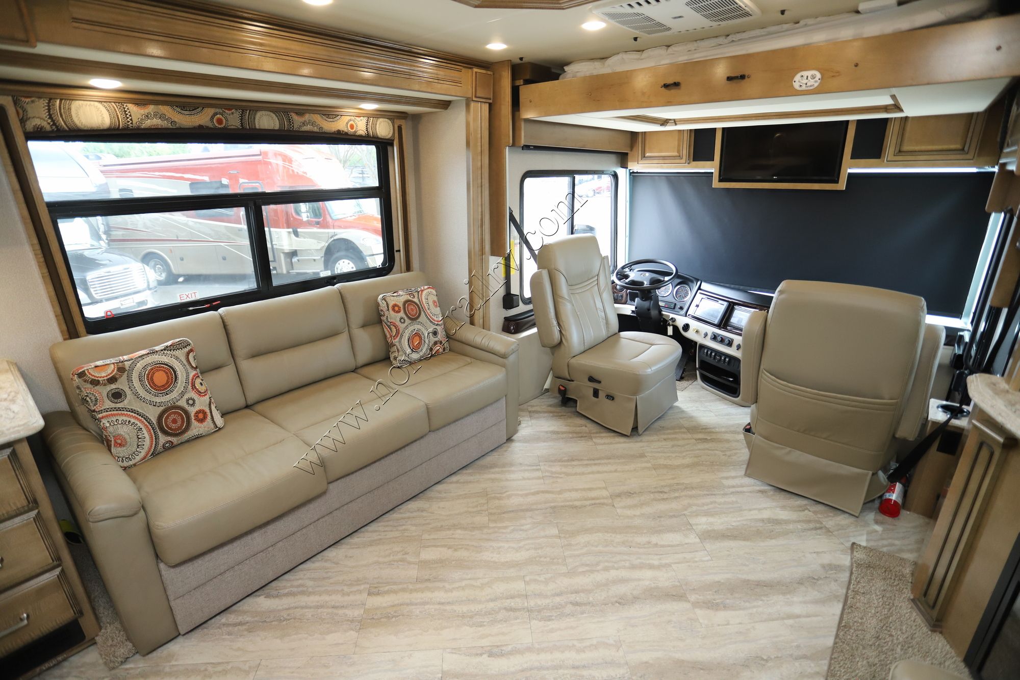 Used 2019 Fleetwood Pace Arrow Lxe 37R Class A  For Sale