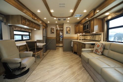 2019 Fleetwood Pace Arrow Lxe 37R