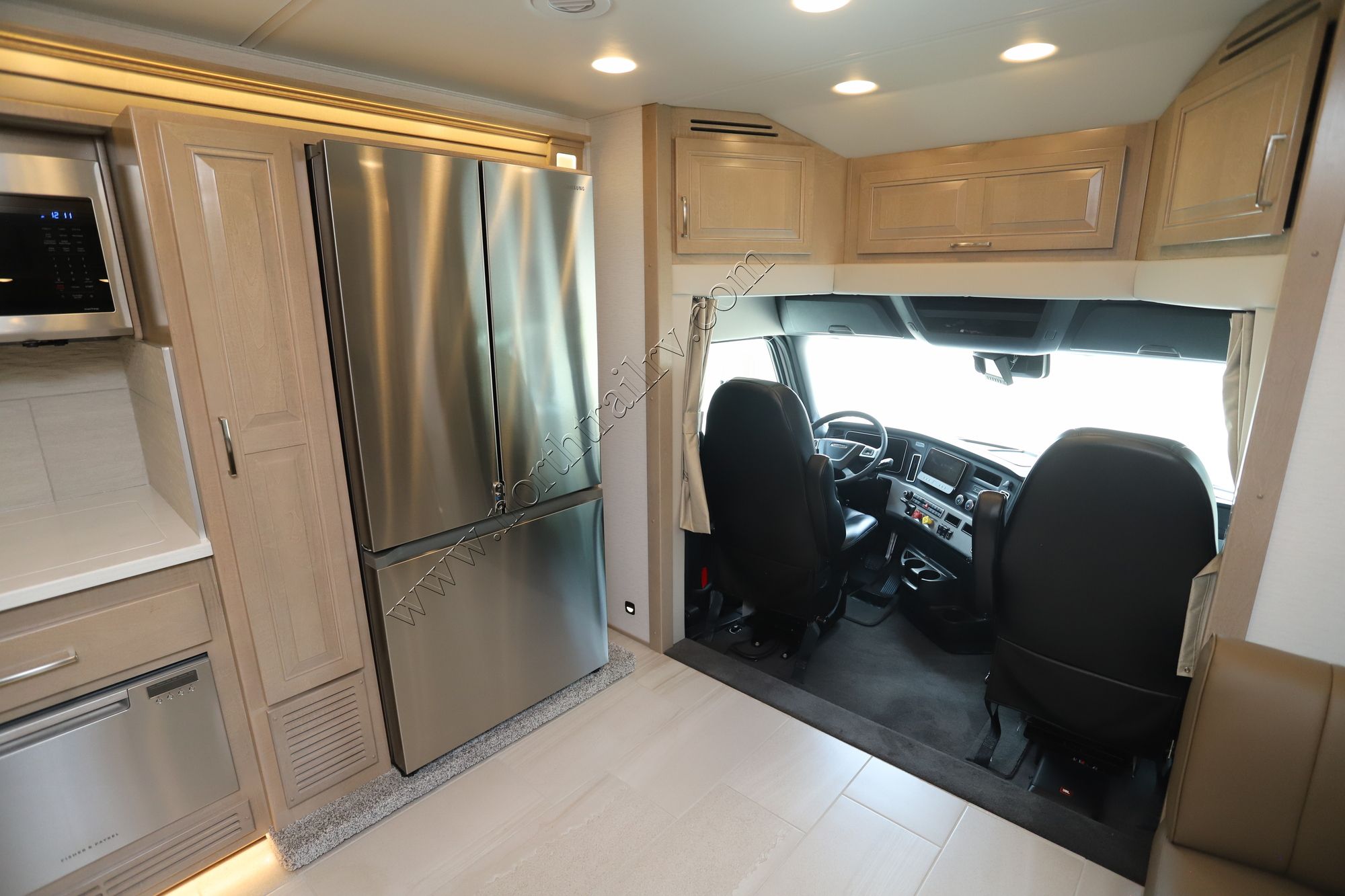 New 2024 Renegade Rv Explorer 40ERB Super C  For Sale