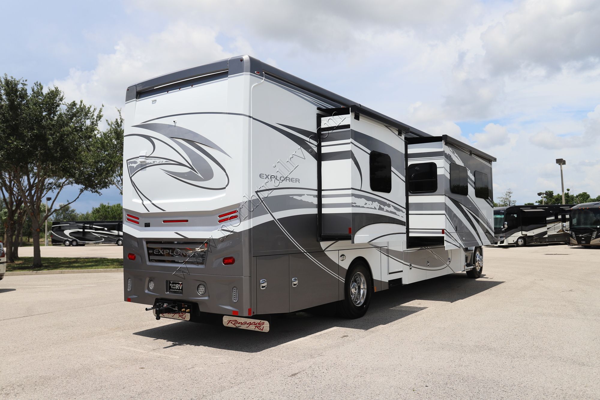 New 2024 Renegade Rv Explorer 40ERB Super C  For Sale