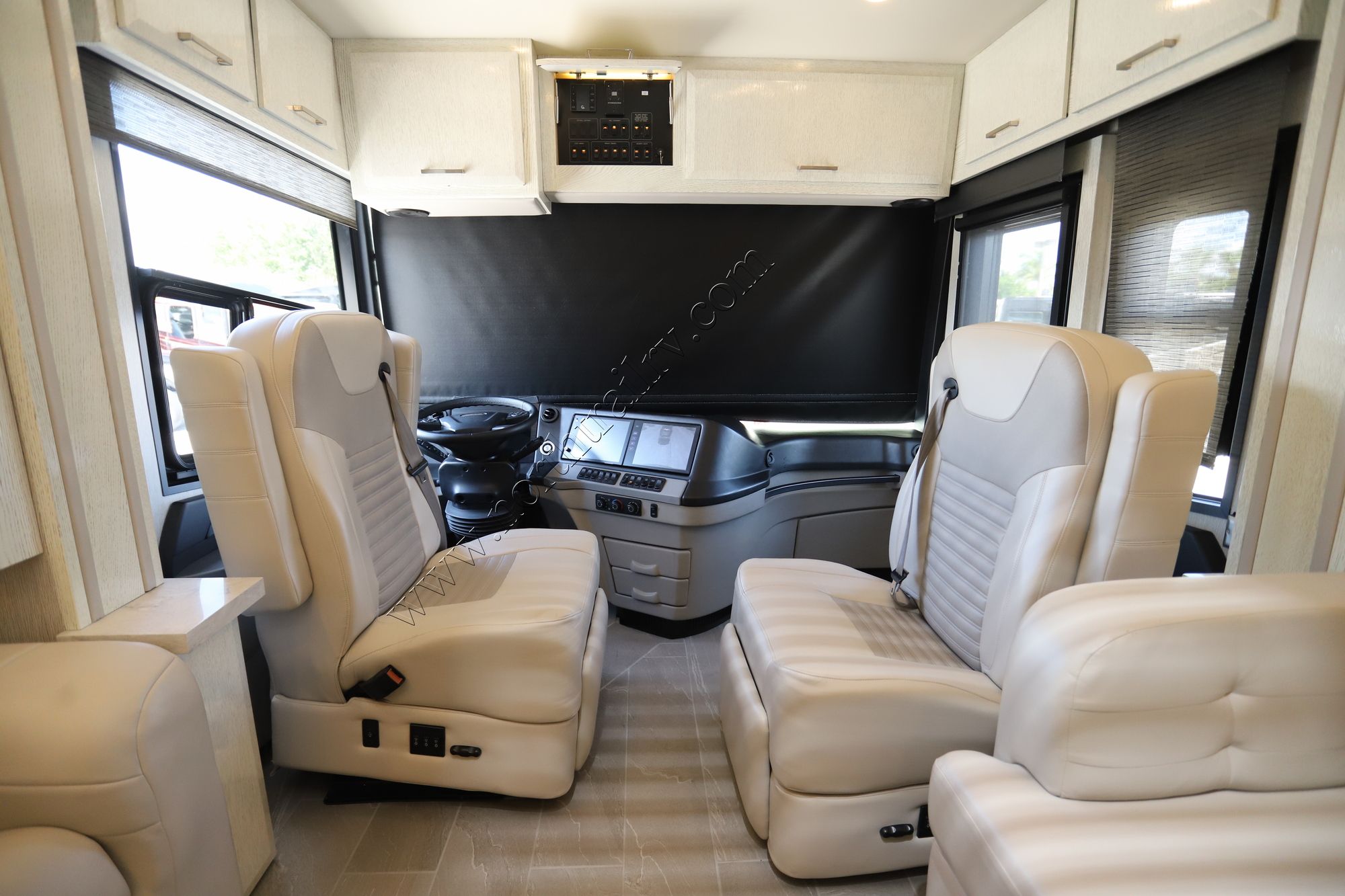 Used 2022 Newmar New Aire 3543 Class A  For Sale