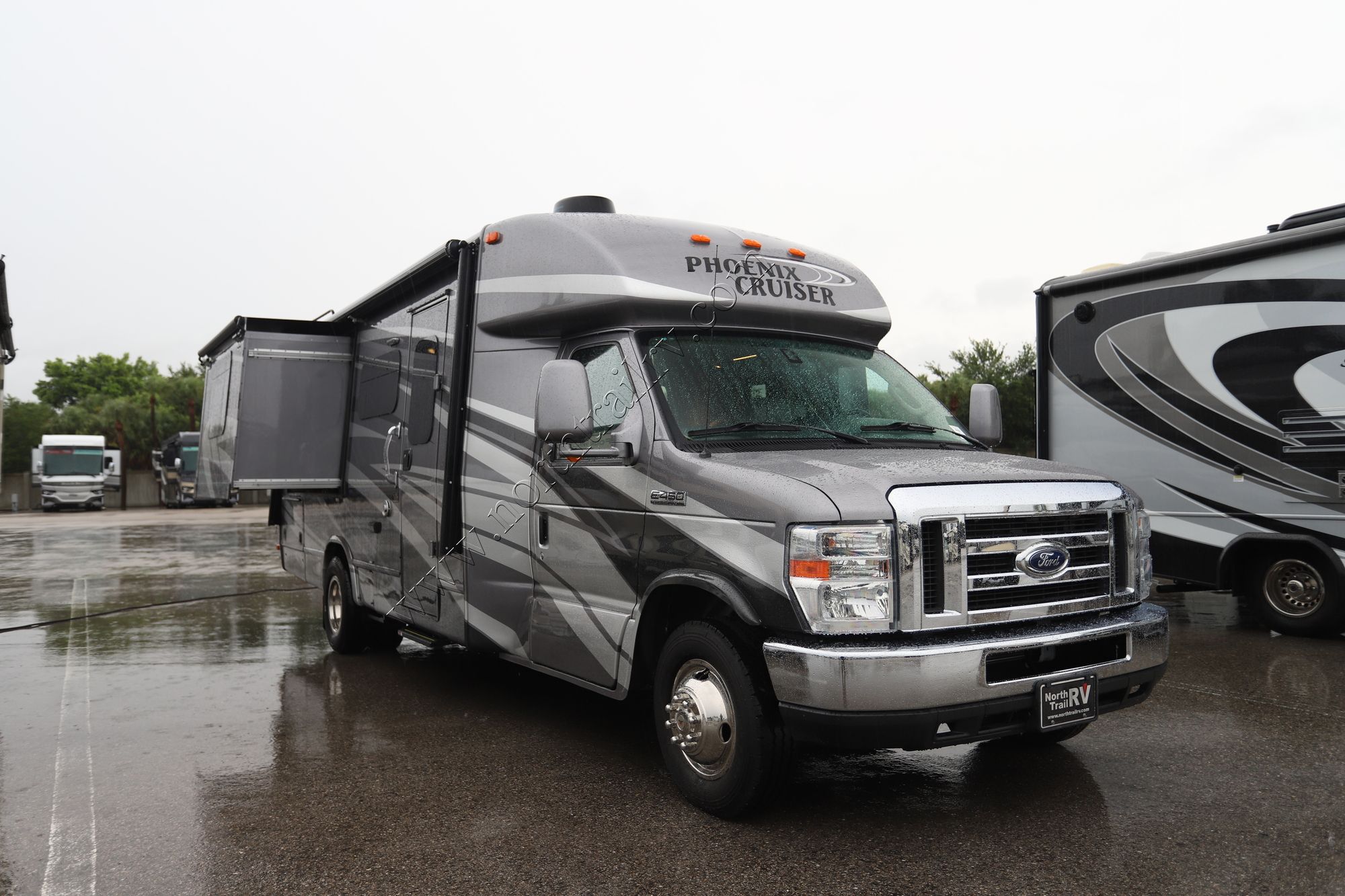 Used 2020 Phoenix Usa Phoenix Cruiser 2351D Class C  For Sale