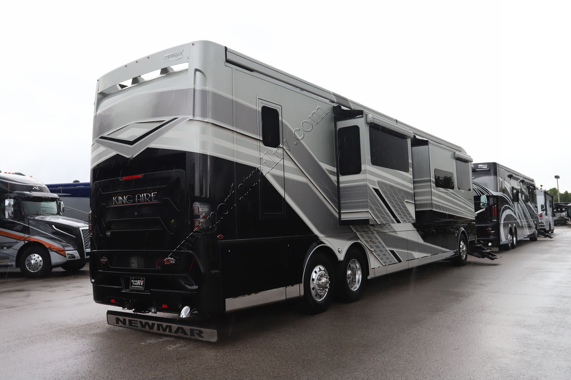 Used 2022 Newmar King Aire 4531 Class A  For Sale