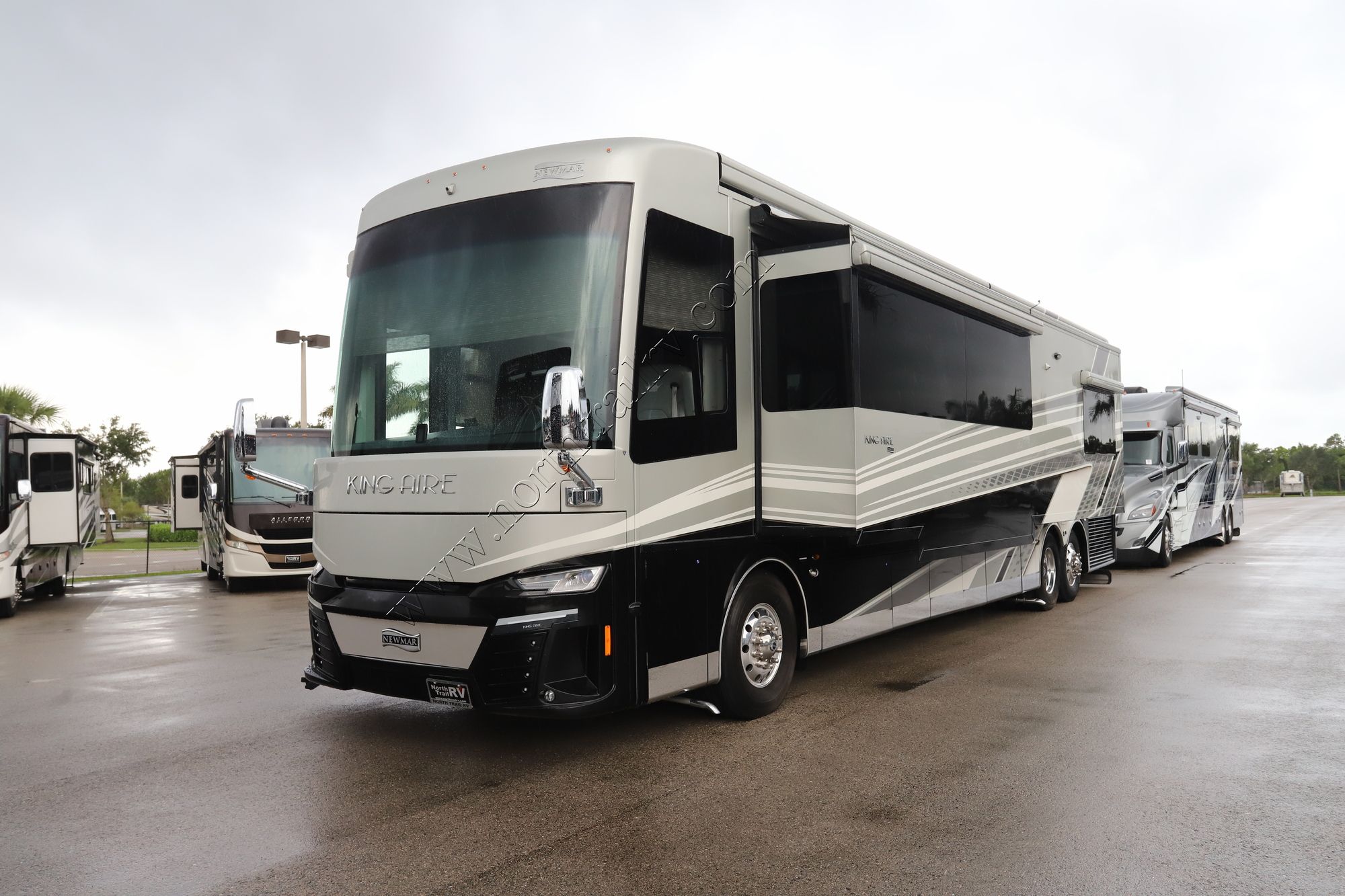 Used 2022 Newmar King Aire 4531 Class A  For Sale