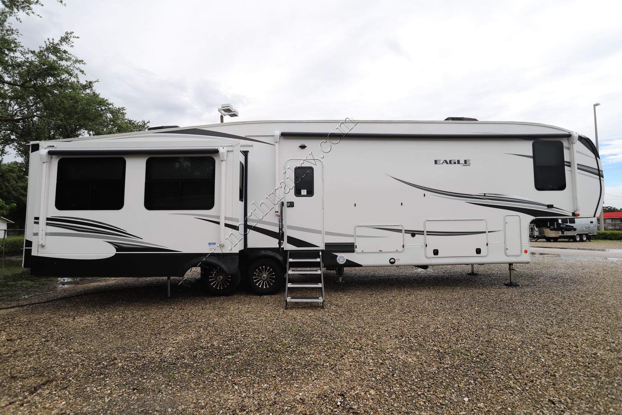 Used 2023 Jayco Eagle 355MBQS Fifth Wheel  For Sale