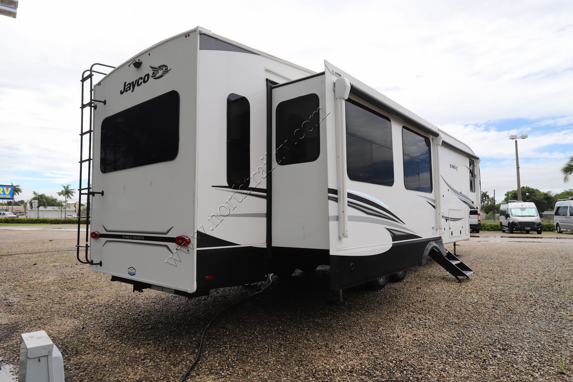 Used 2023 Jayco Eagle 355MBQS Fifth Wheel  For Sale