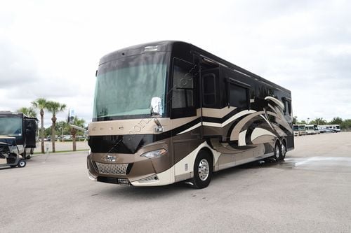 2019 Newmar Essex 4533