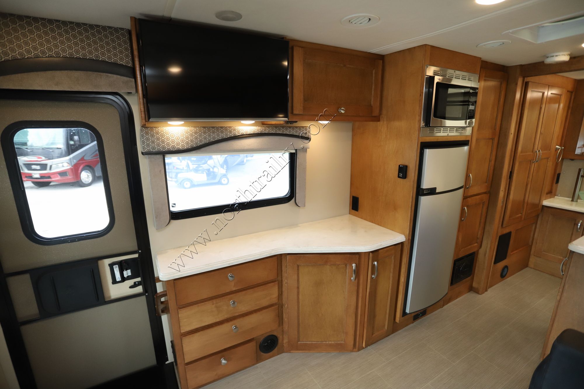 Used 2017 Renegade Rv Vienna 25MBS Class C  For Sale