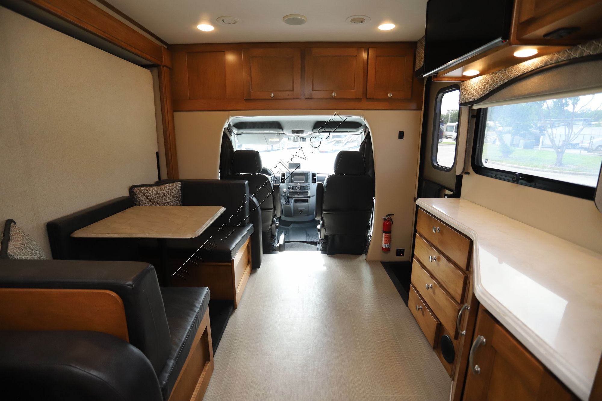 Used 2017 Renegade Rv Vienna 25MBS Class C  For Sale