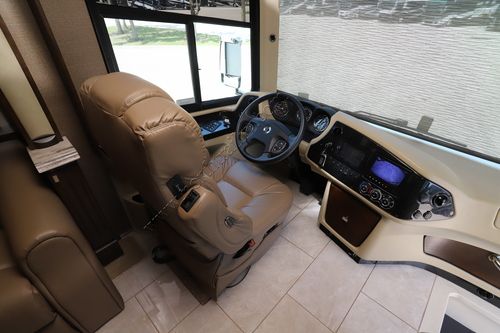 2019 Tiffin Motor Homes Phaeton 40IH