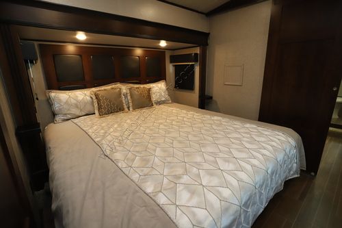 2019 Jayco Pinnacle 36FBTS