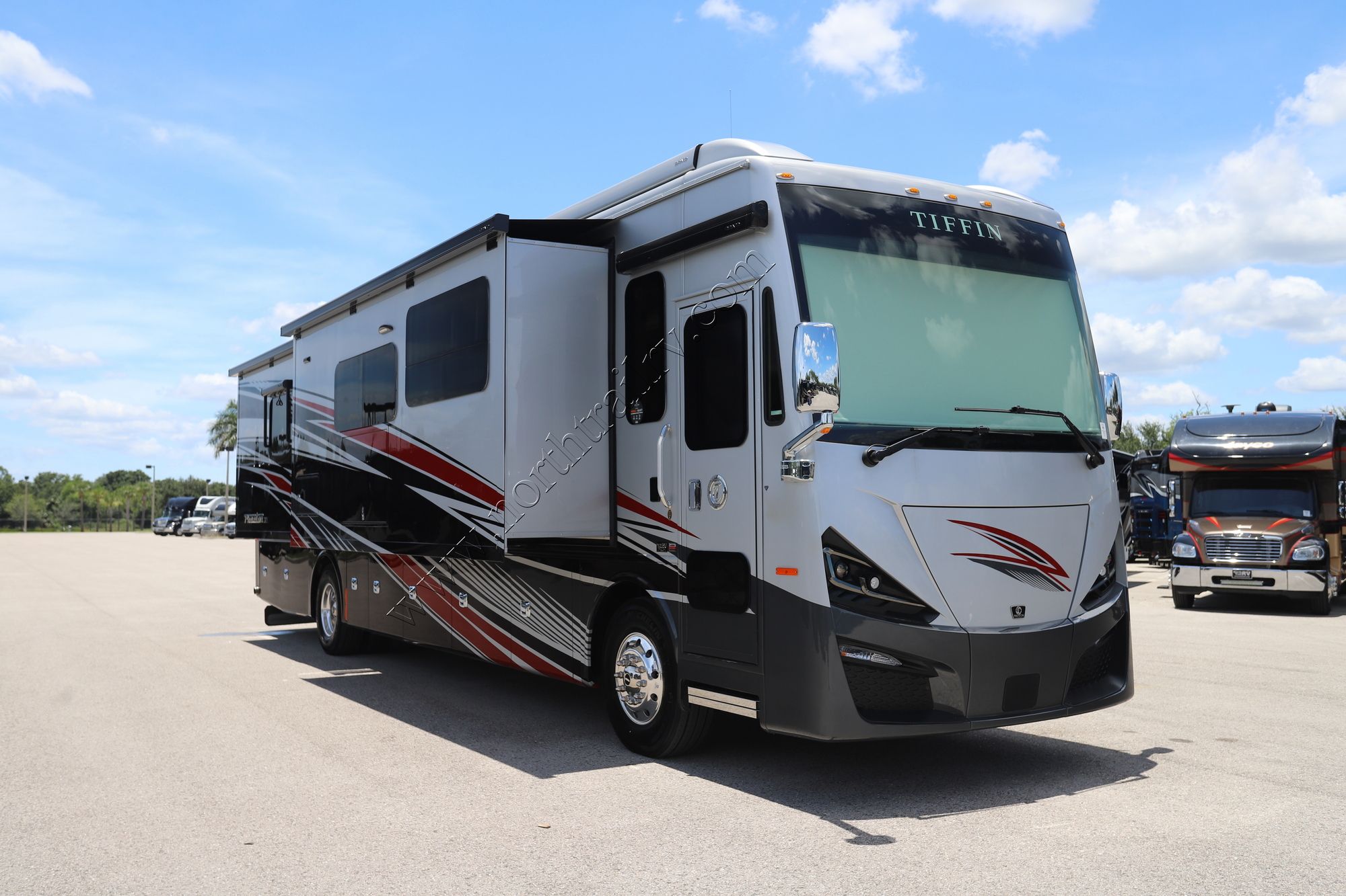 New 2025 Tiffin Motor Homes Phaeton 40IH Class A  For Sale