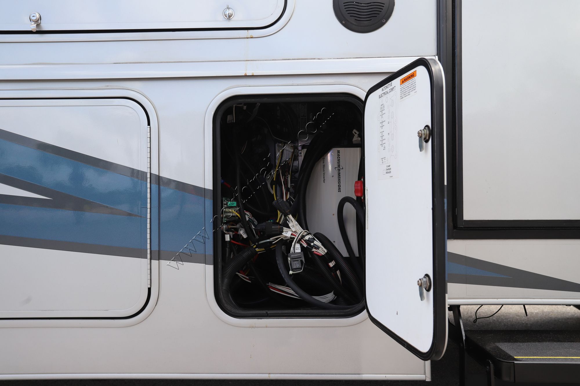 Used 2021 Holiday Rambler Invicta 34MB Class A  For Sale