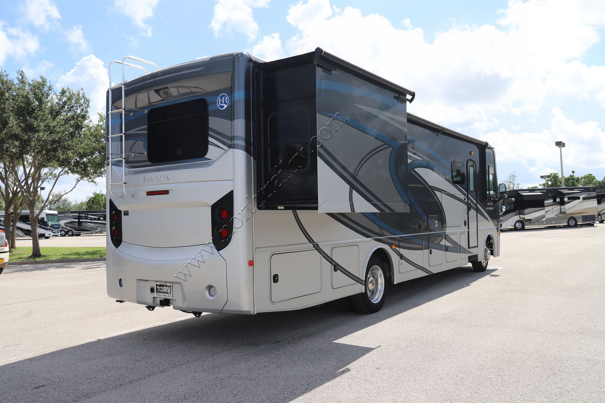 Used 2021 Holiday Rambler Invicta 34MB Class A  For Sale