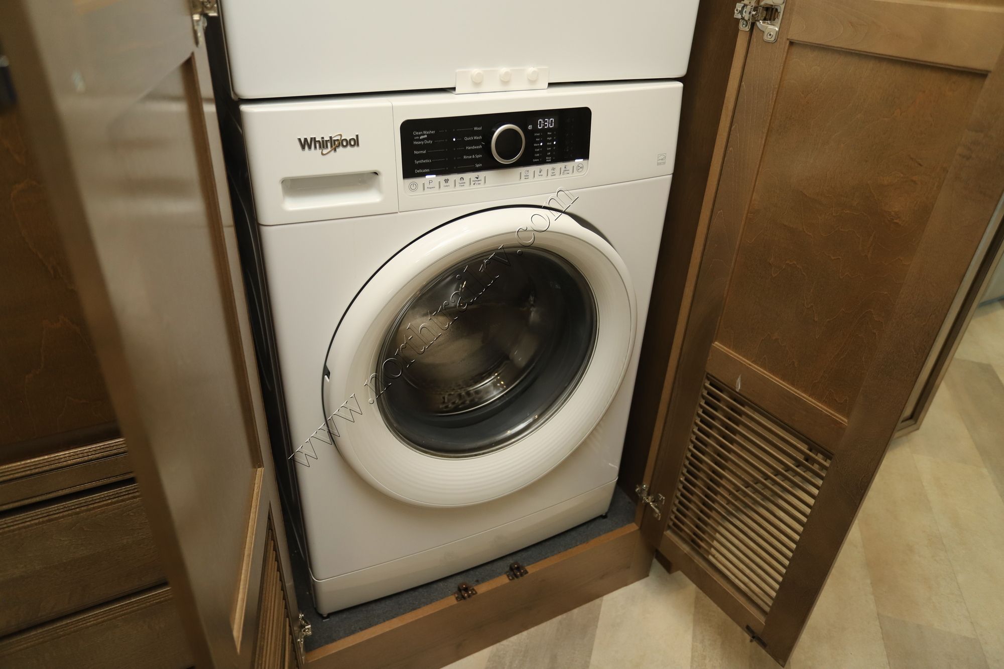 Used 2021 Holiday Rambler Invicta 34MB Class A  For Sale