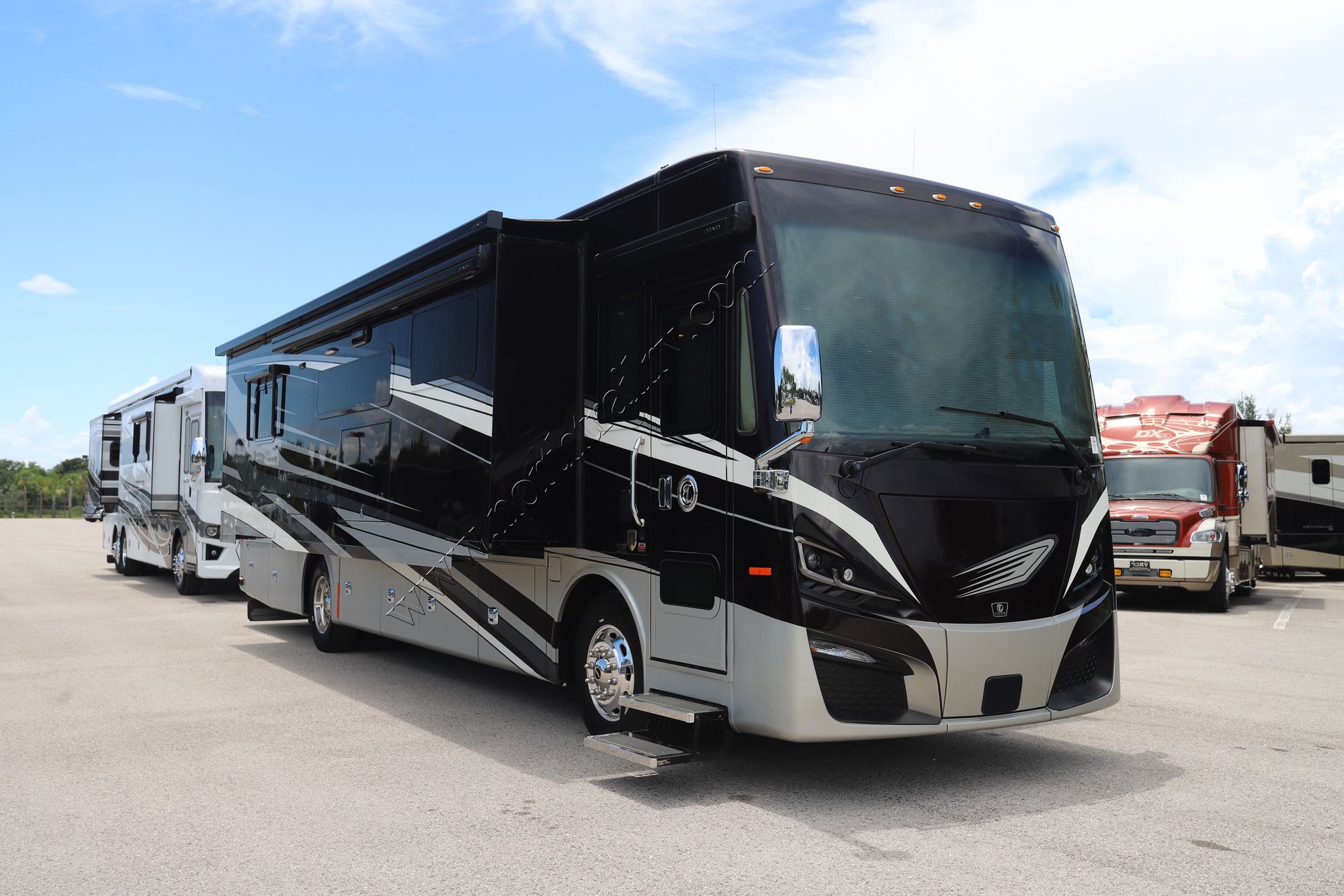 Used 2023 Tiffin Motor Homes Phaeton 37BH Class A  For Sale