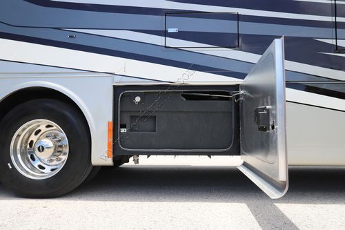 2023 Tiffin Motor Homes Phaeton 37BH