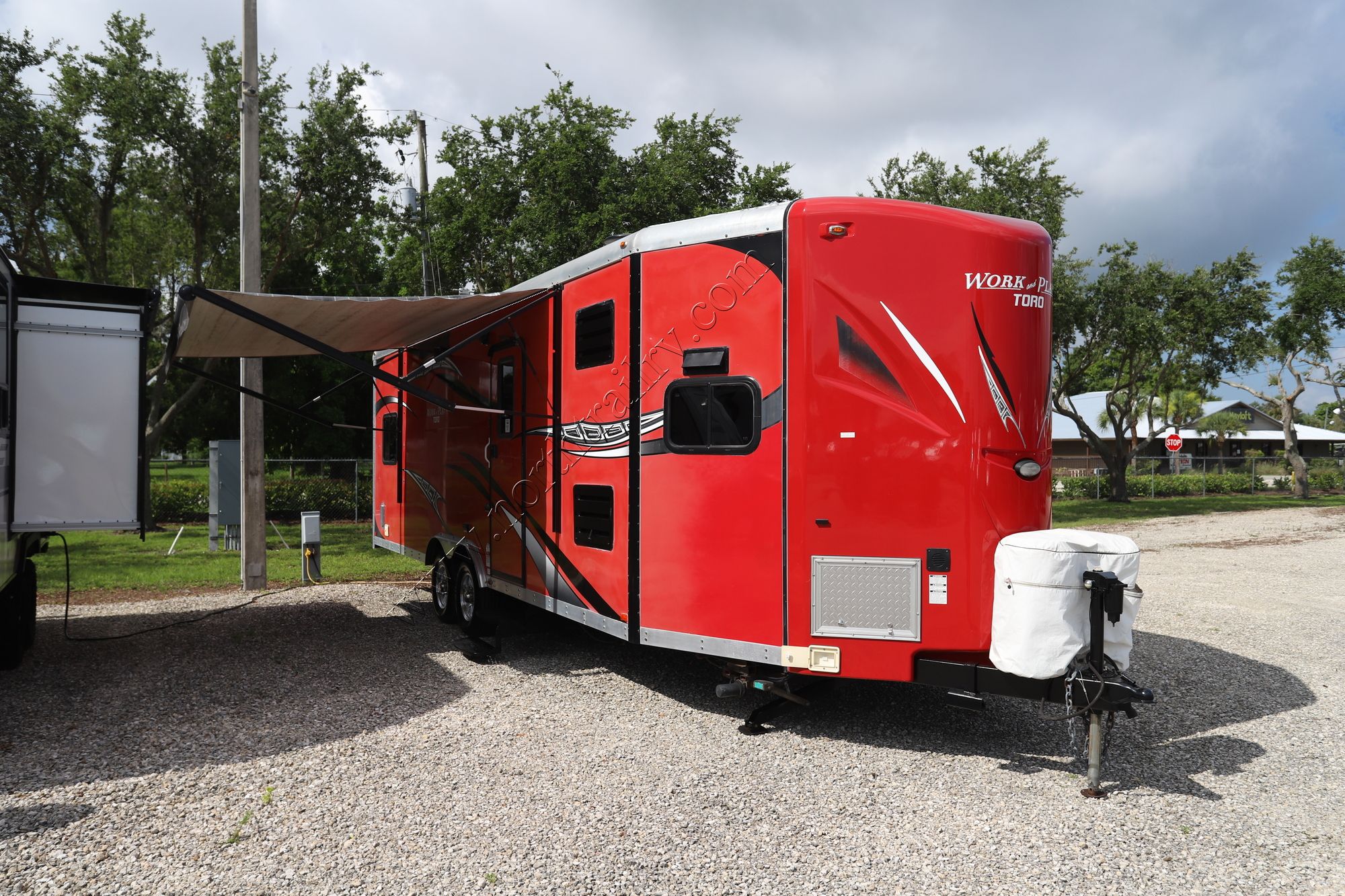 Used 2014 Forest River Work N Play 28VFKS Travel Trailer  For Sale