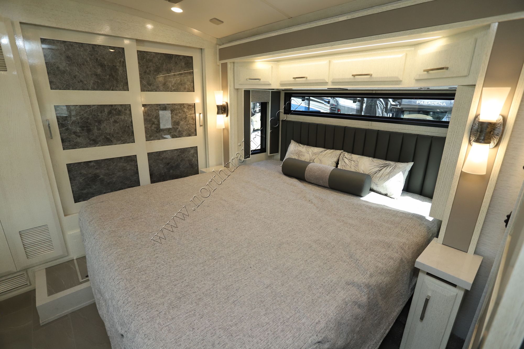 New 2024 Newmar New Aire 3539 Class A  For Sale