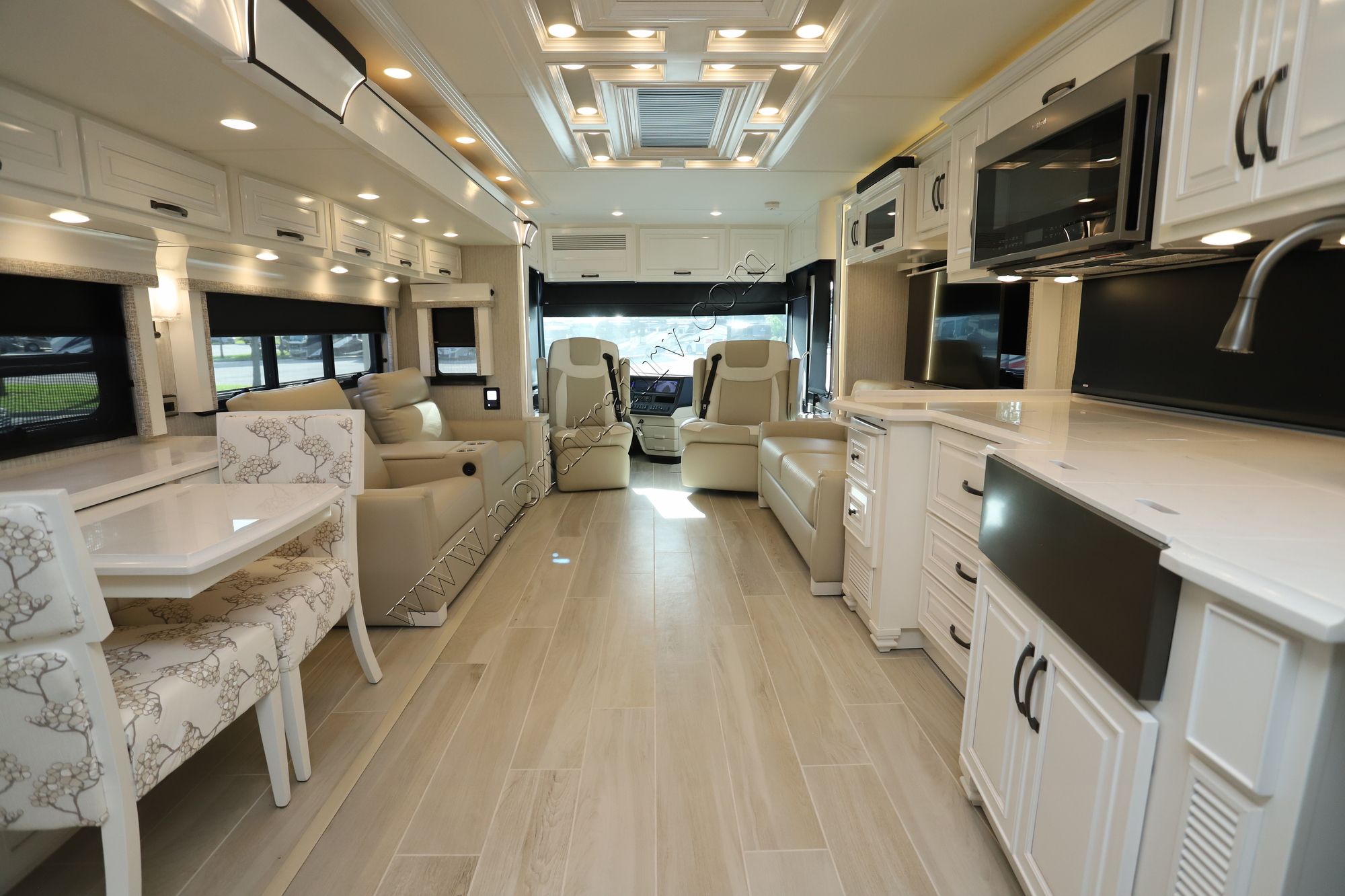 New 2025 Newmar Dutch Star 4325 Class A  For Sale