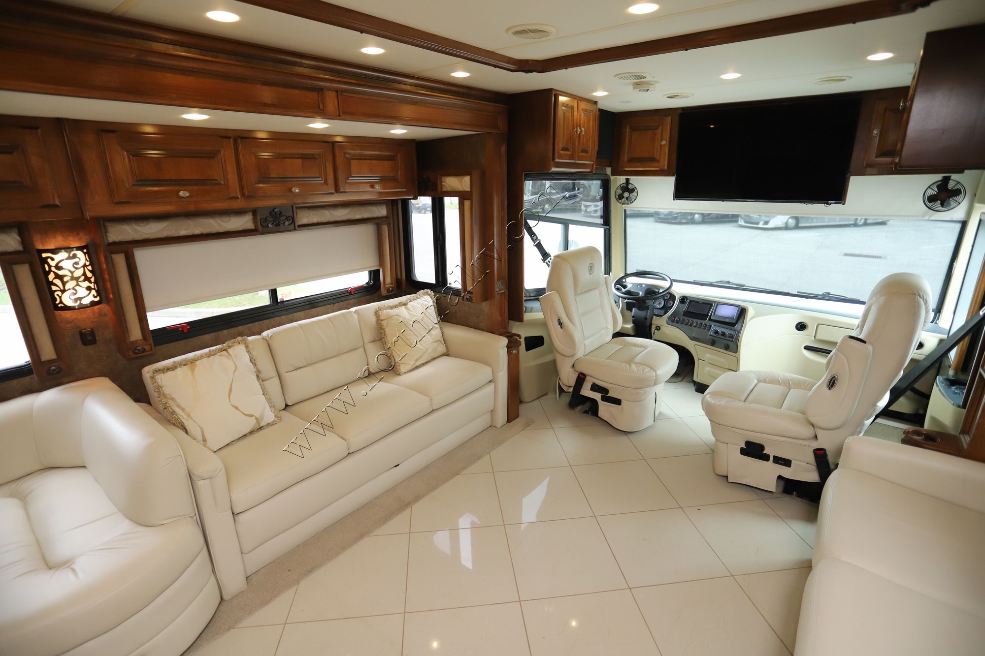 Used 2012 Tiffin Motor Homes Phaeton 40QTH Class A  For Sale