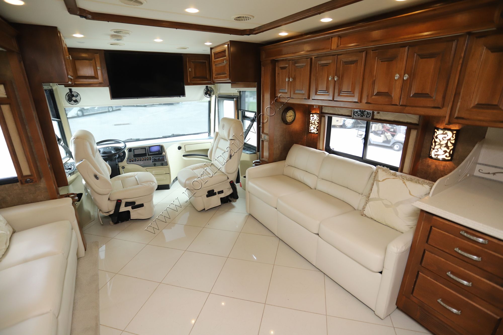 Used 2012 Tiffin Motor Homes Phaeton 40QTH Class A  For Sale