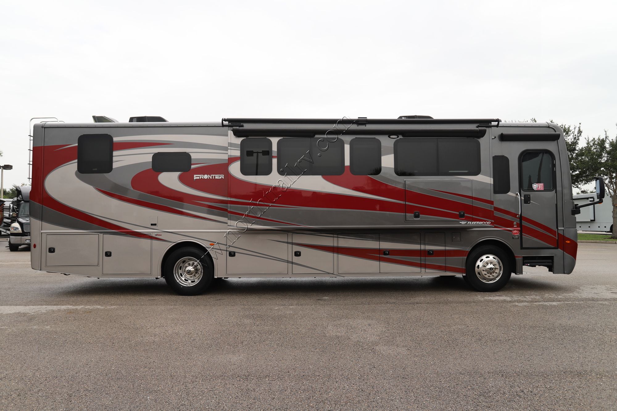 Used 2022 Fleetwood Frontier 36SS Class A  For Sale