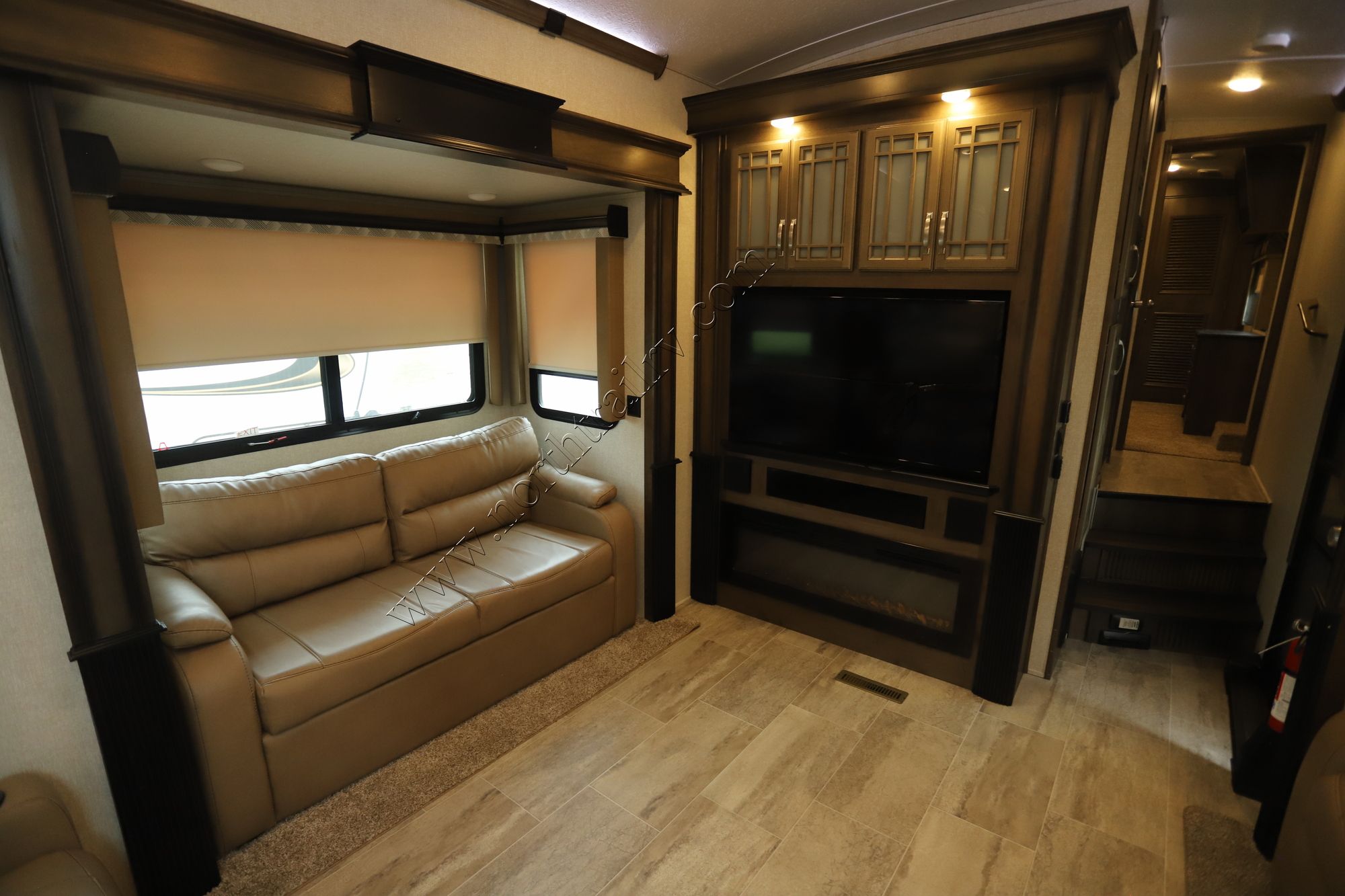 Used 2019 Keystone Montana 3701LK Fifth Wheel  For Sale