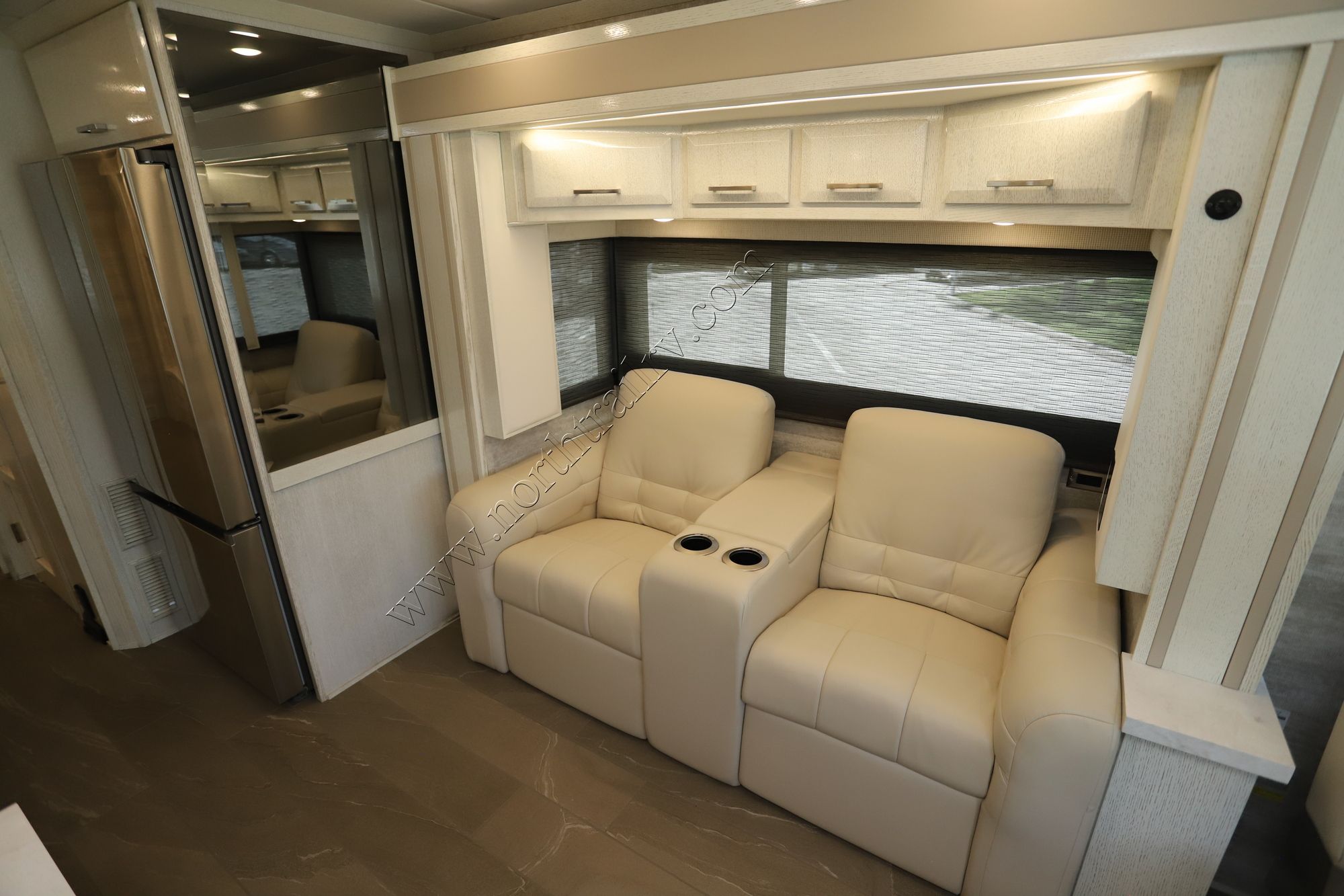 Used 2023 Newmar New Aire 3547 Class A  For Sale