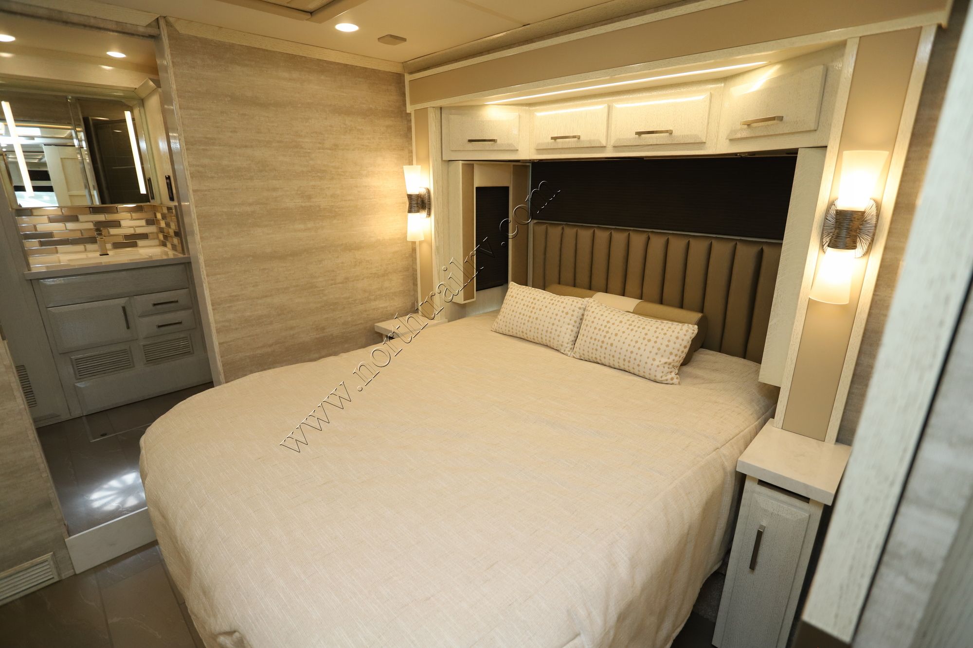 Used 2023 Newmar New Aire 3547 Class A  For Sale