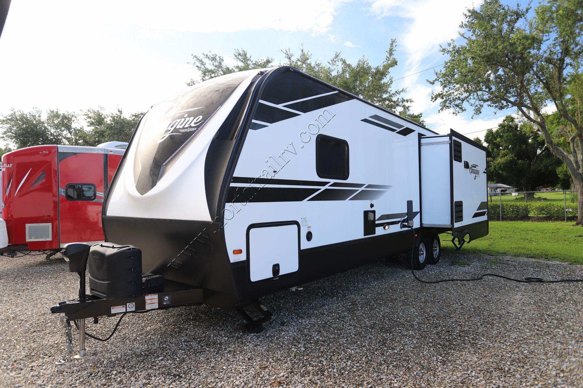 Used 2021 Grand Design Imagine 2970RL Travel Trailer  For Sale