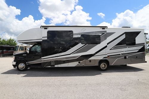 2025 Jayco Greyhawk 30Z