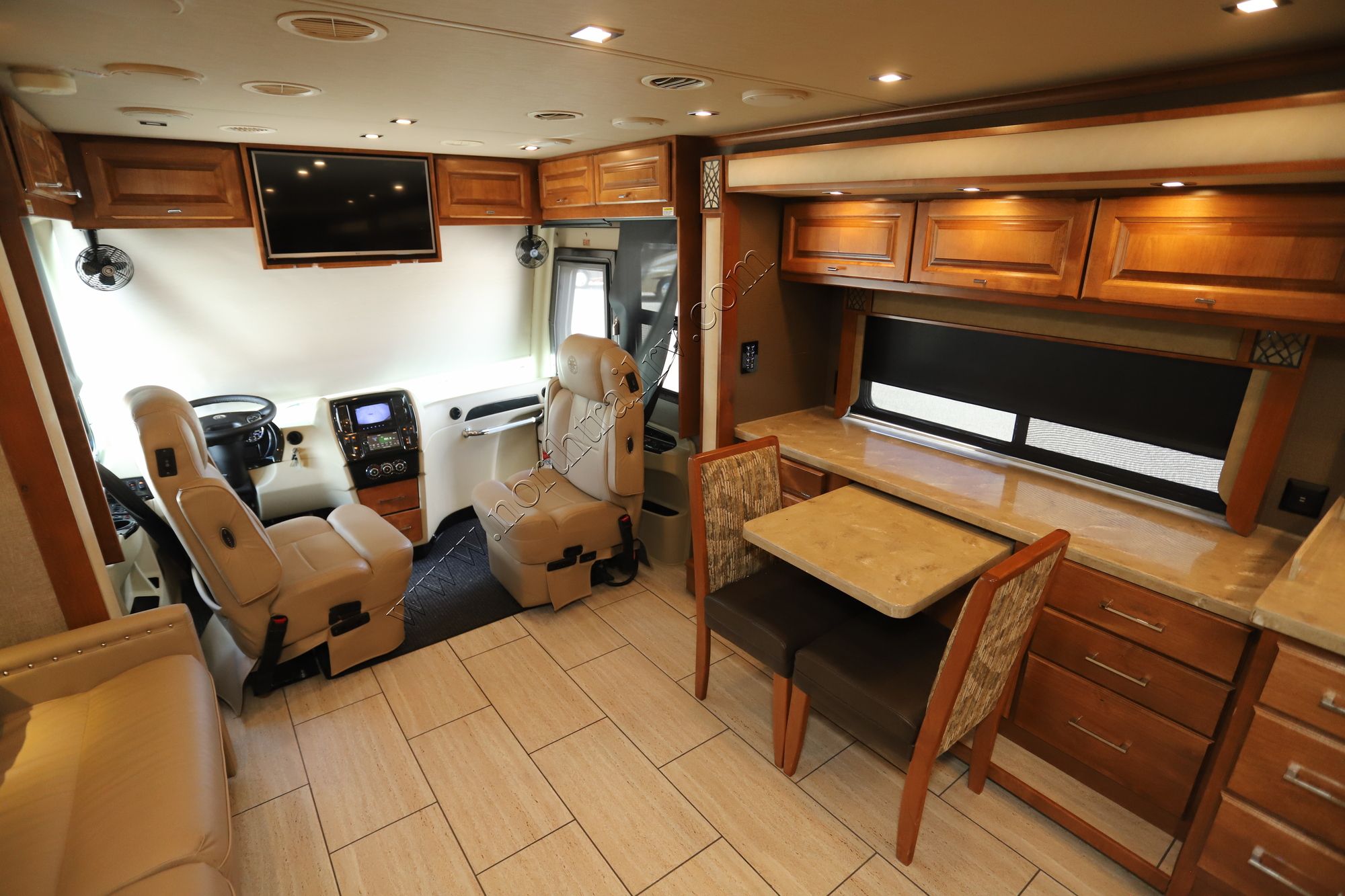 Used 2019 Tiffin Motor Homes Breeze 31BR Class A  For Sale