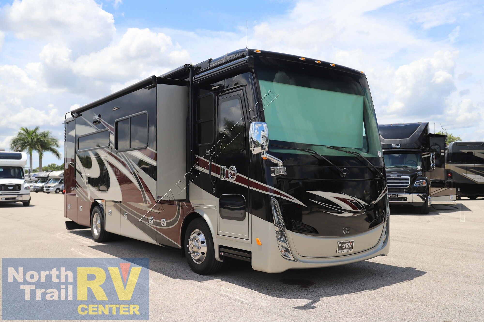 Used 2019 Tiffin Motor Homes Breeze 31BR Class A  For Sale