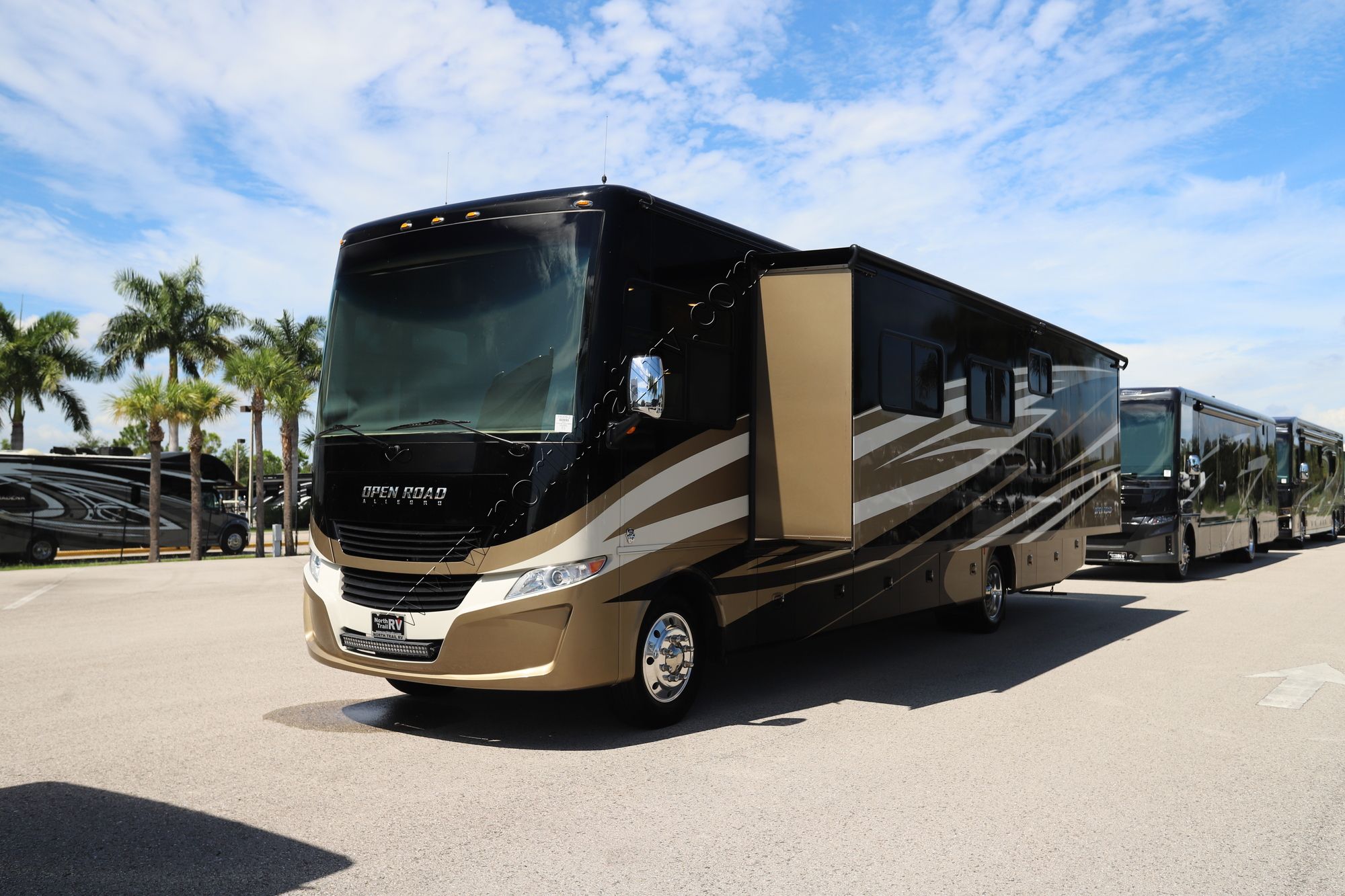 Used 2019 Tiffin Motor Homes Allegro 36 UA Class A  For Sale