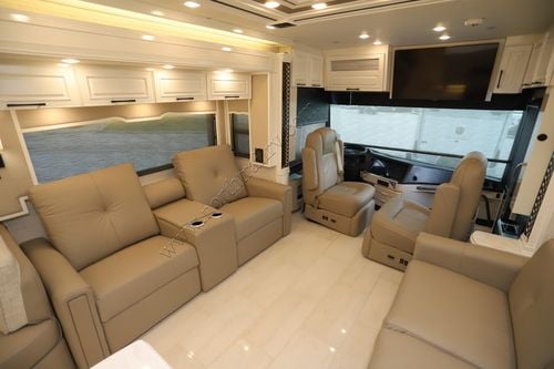 2025 Newmar London Aire 4569