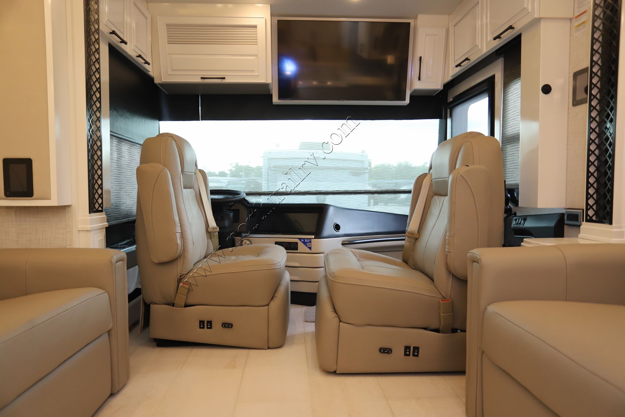 New 2025 Newmar London Aire 4569 Class A  For Sale