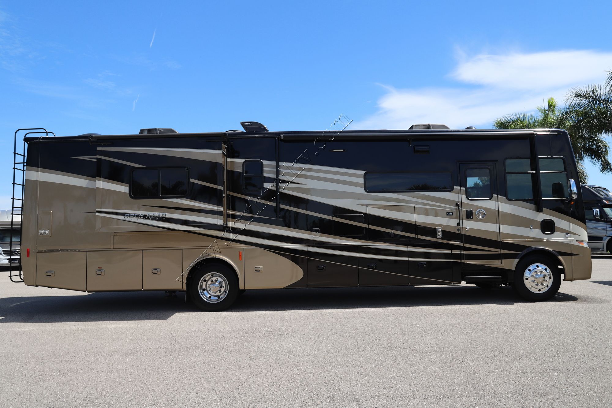 Used 2019 Tiffin Motor Homes Allegro 36 UA Class A  For Sale