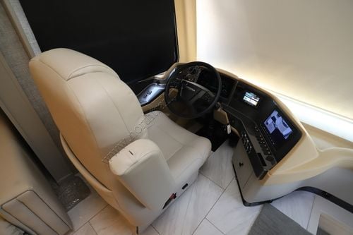 2025 Tiffin Motor Homes Phaeton 40IH