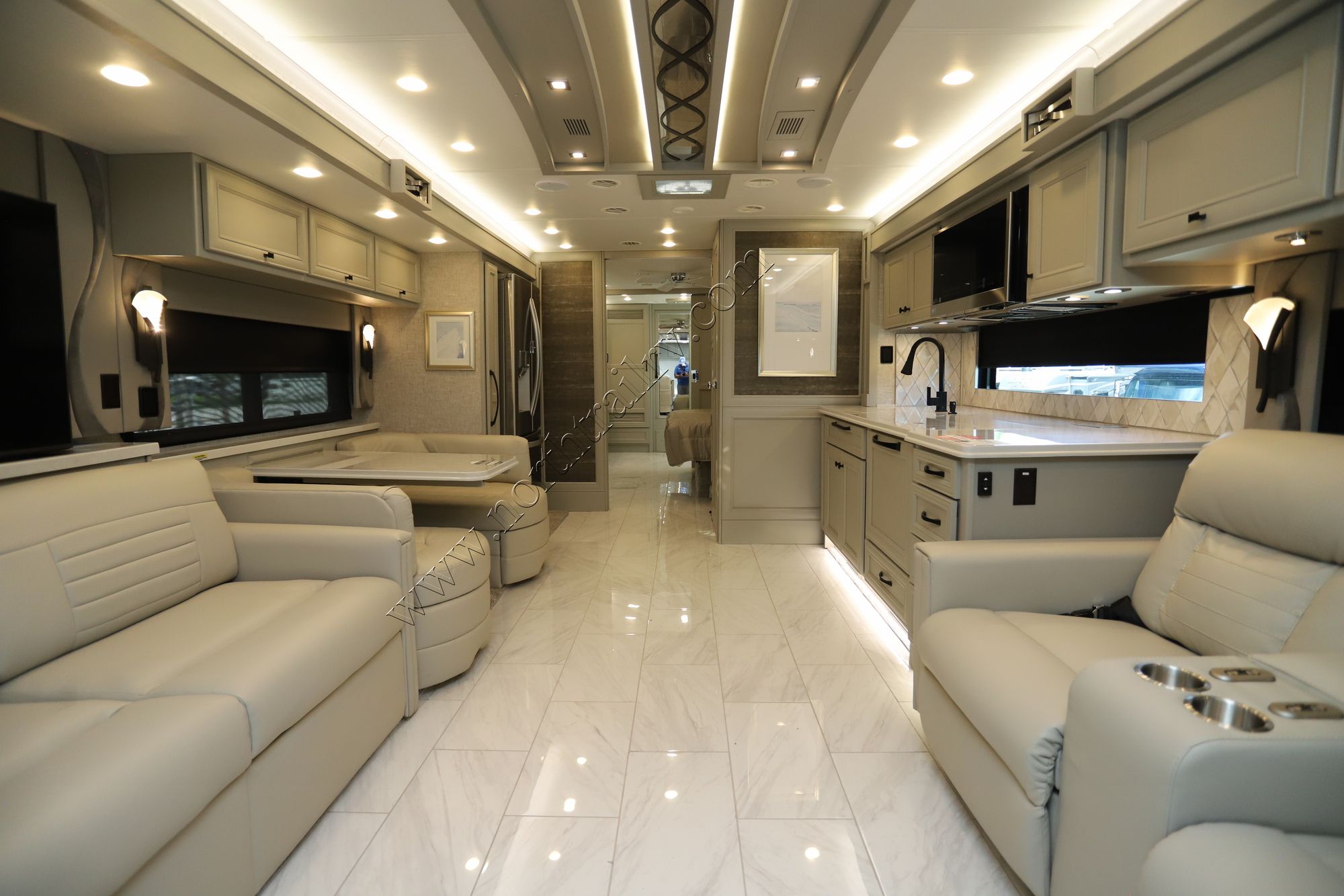 New 2025 Tiffin Motor Homes Phaeton 40IH Class A  For Sale