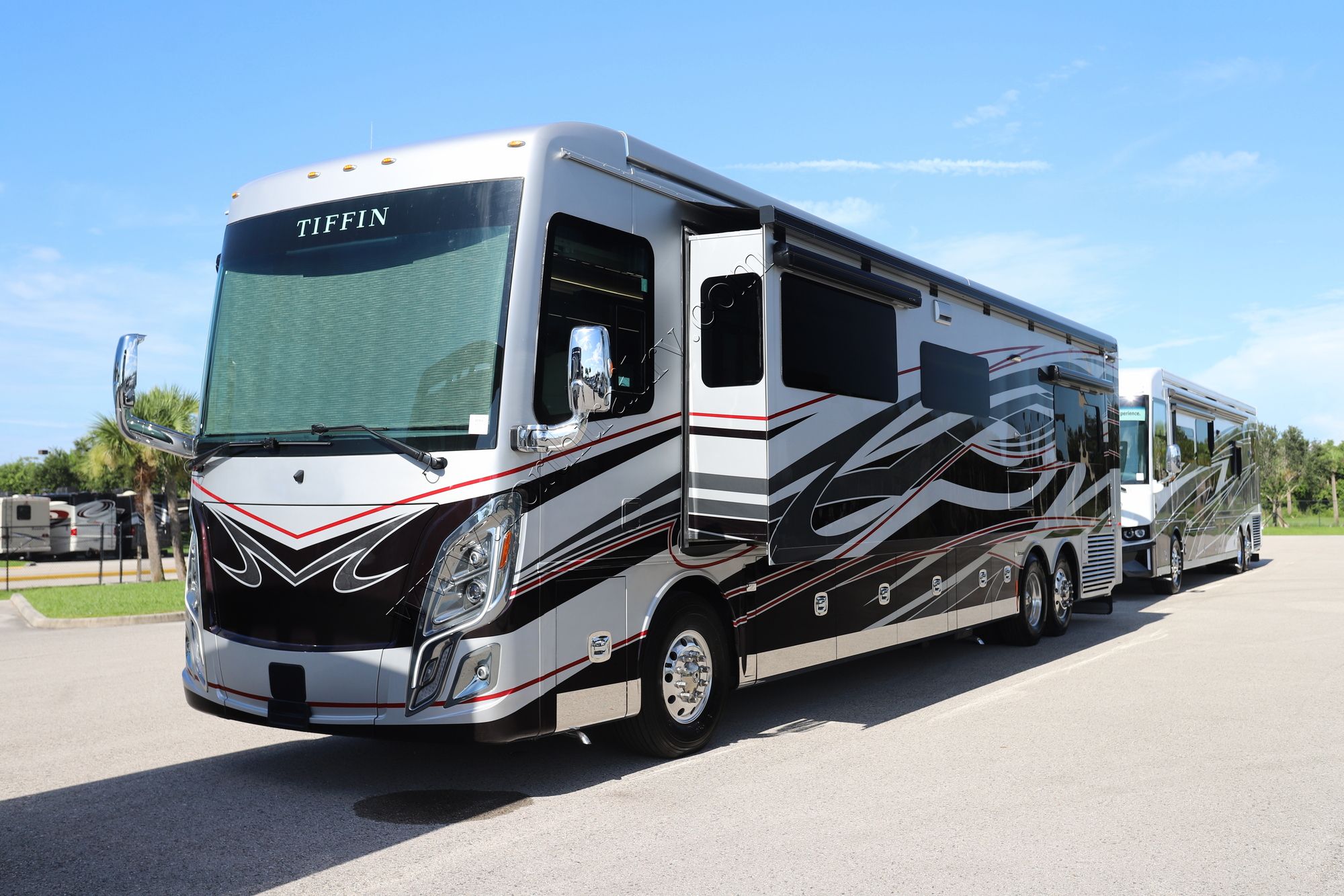 New 2025 Tiffin Motor Homes Zephyr 45 FZ Class A  For Sale