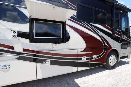 2019 Tiffin Motor Homes Breeze 31BR