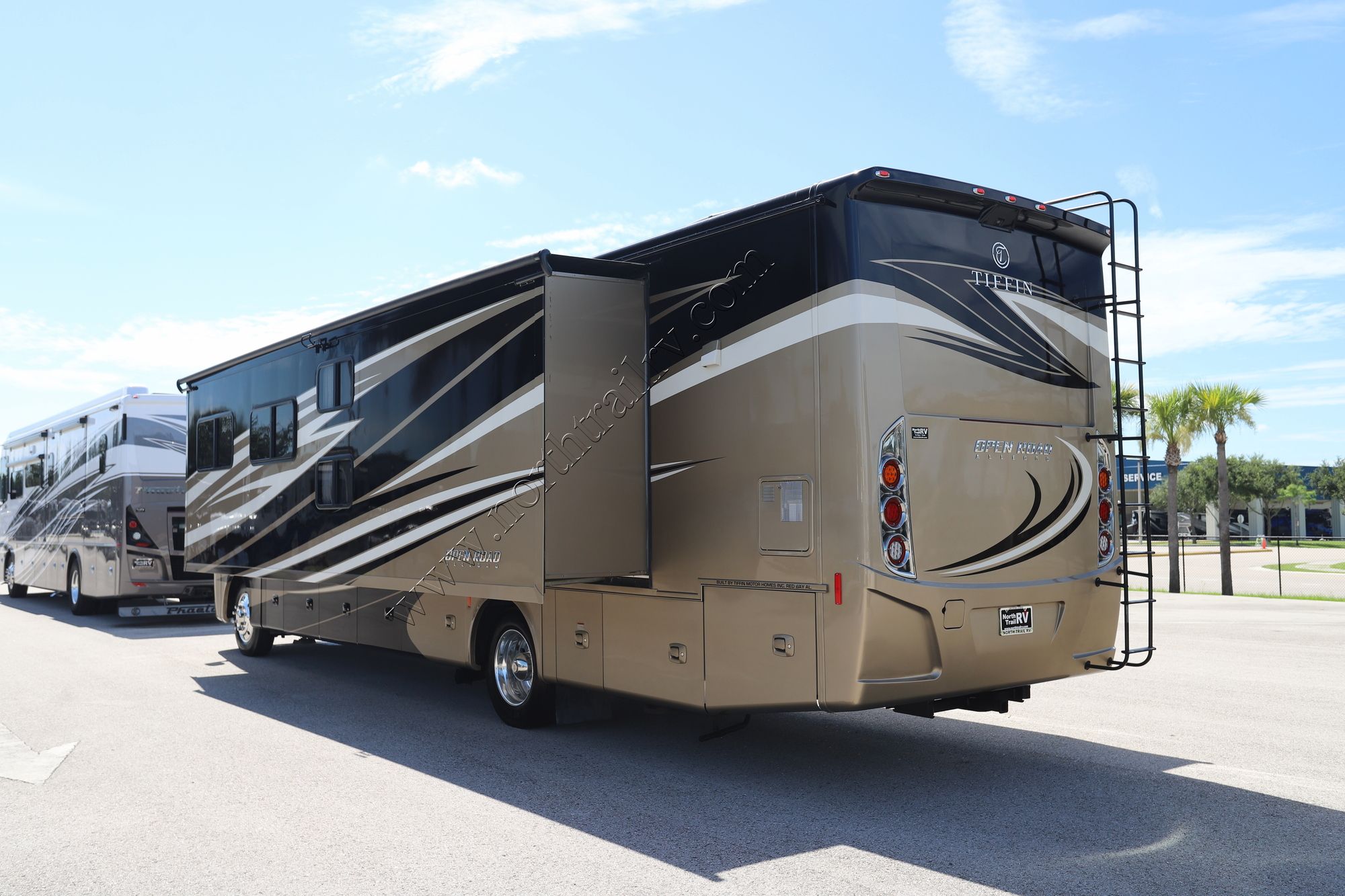 Used 2019 Tiffin Motor Homes Allegro 36 UA Class A  For Sale