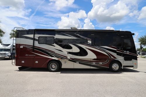 2019 Tiffin Motor Homes Breeze 31BR