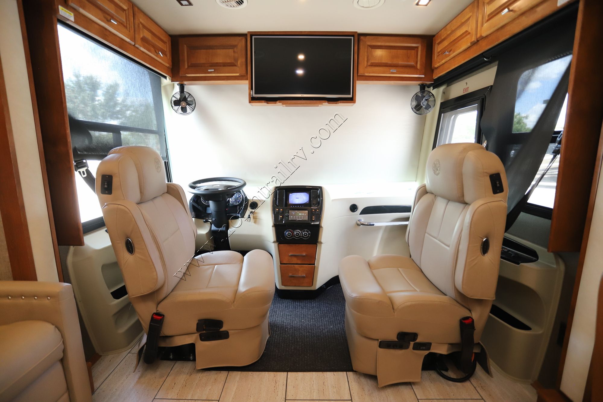 Used 2019 Tiffin Motor Homes Breeze 31BR Class A  For Sale