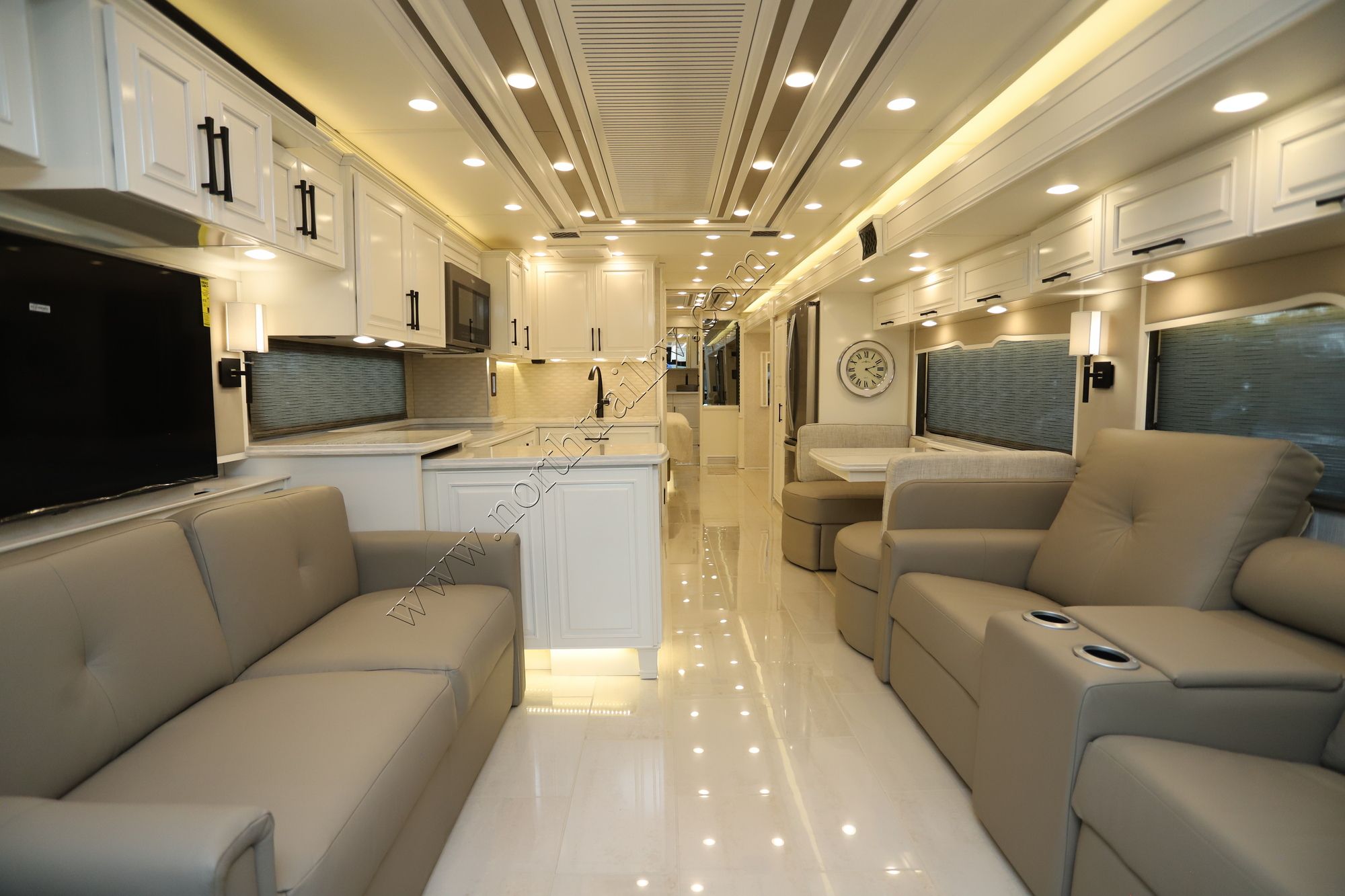 New 2025 Newmar London Aire 4569 Class A  For Sale